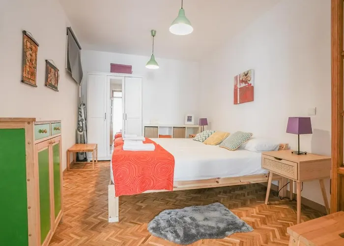 Bright & Cozy 2Bd - Opera Area