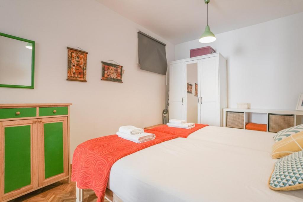 Bright & Cozy 2bd - Opera Area Apartament *